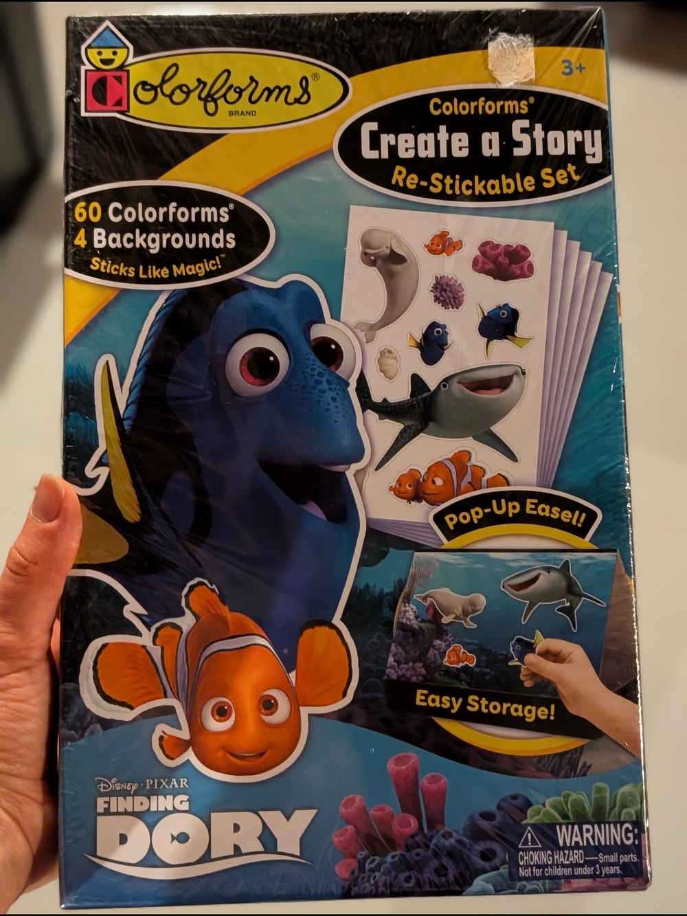 ✨ Free With Purchase✨ Colorforms Finding Dory Re-Stickable Play Set Disney Pixar